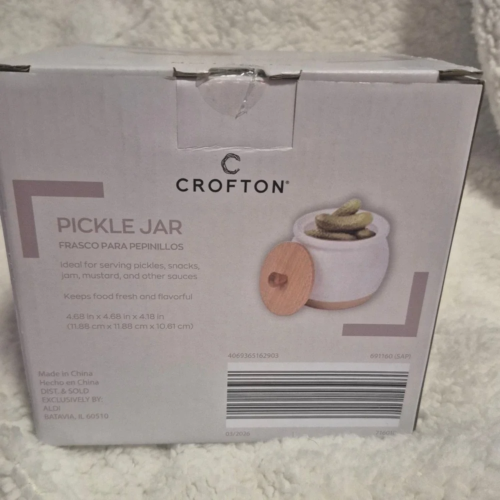 Crofton Pickle Jar White Stoneware with Wood Lid Kitchen Storage Canister New